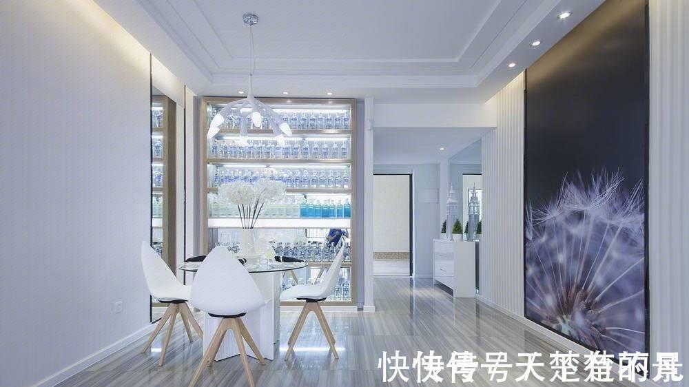装修|很干净的新房装修,都舍不得入住,墙上摆满饮料随时喝