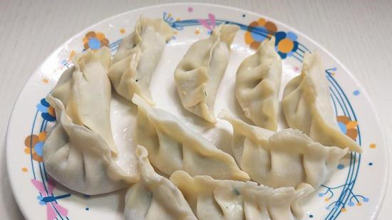 营养|儿子点名要吃这个馅的饺子,香气四溢,简单一蒸就出锅,营养极高