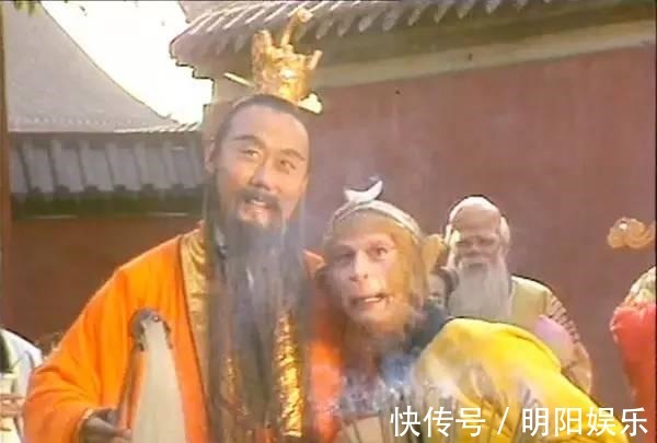 元始天尊@他是觀音菩薩的師傅,三界實際掌控者,曾暗中幫觀音打敗太上老君