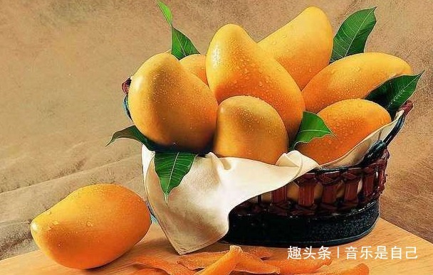 马齿苋|女人想皮肤好，学会吃4种食物，排毒消脂，有祛雀斑，增强抵抗力