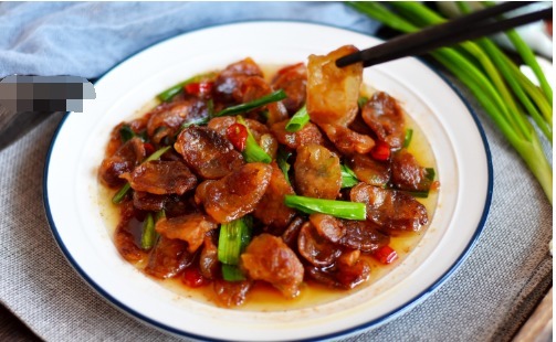  冬天|冬天最馋的一道菜，只需下锅一炒，不加一滴油，太香太下饭了