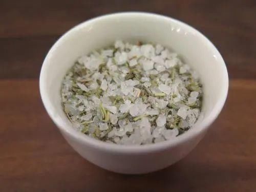 栽培香草享用极致的玩法，一经栽种，全程享乐！