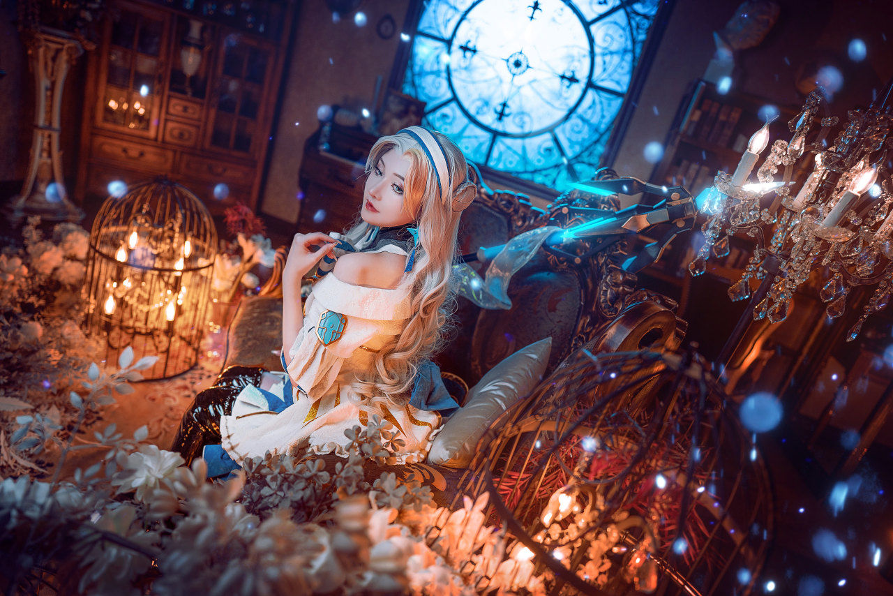 星河长明|《高能手办团》海伦cosplay