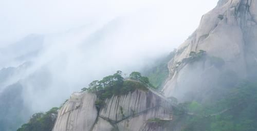 山峰|江淮地区最高山峰，天柱山因其而得名，形状却让人捉摸不透