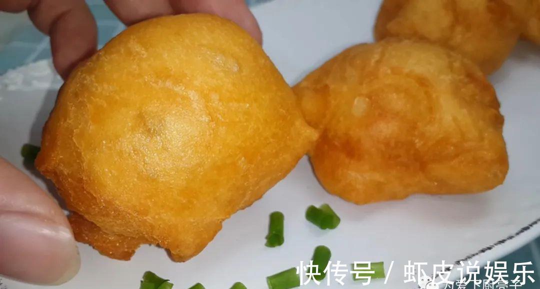 筷子|早餐别炸油条了，教你一种新吃法，锅里一炸，比面包蛋糕蓬松好吃