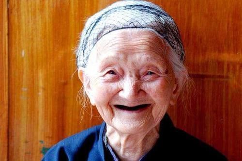 60岁后,一个简单“动作”,助你和老年病“绝缘”,早知早受益