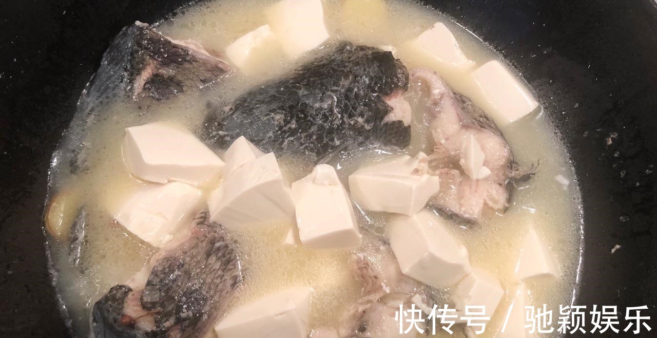 入秋后,草鱼鲫鱼靠边站,不如吃它,肉肥刺少,常喝气色更好