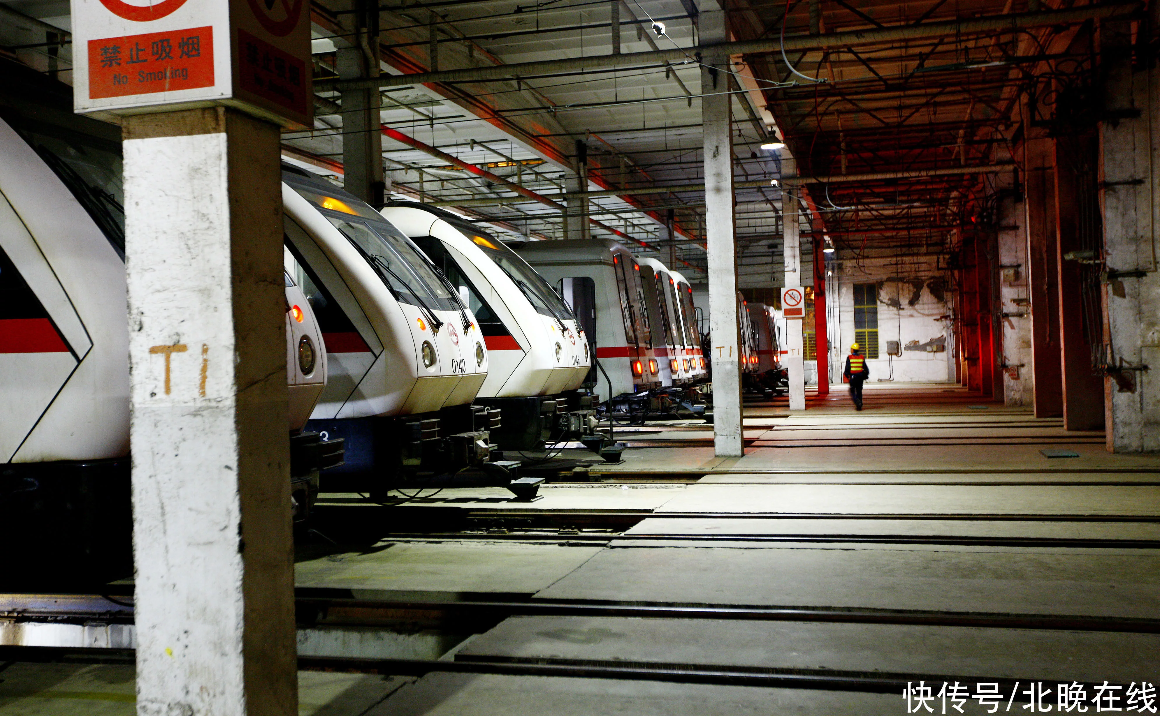 上海地铁所有线路车站停止运营，复运日期尚未确定