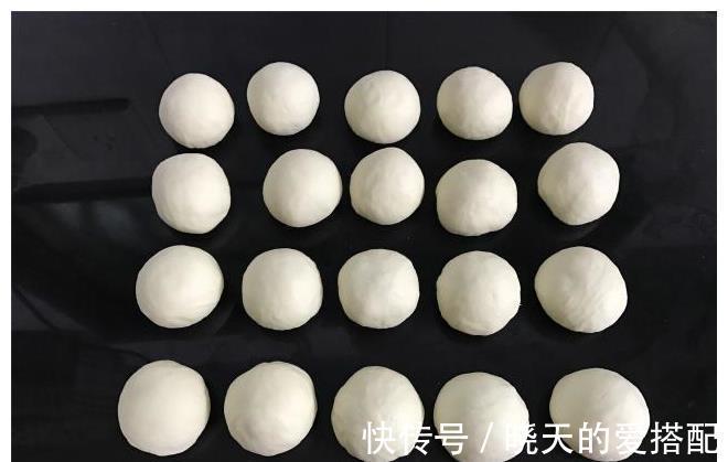 孩子|包子就馋这个馅，鲜咸开胃，比肉还好吃，出锅孩子一口气吃3个