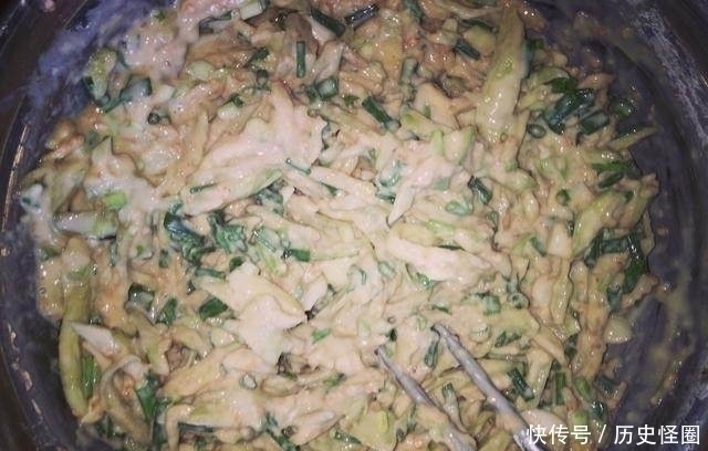 老婆|我妈从老家来照顾怀孕的老婆,看到早餐我拉上老婆就出去吃了!