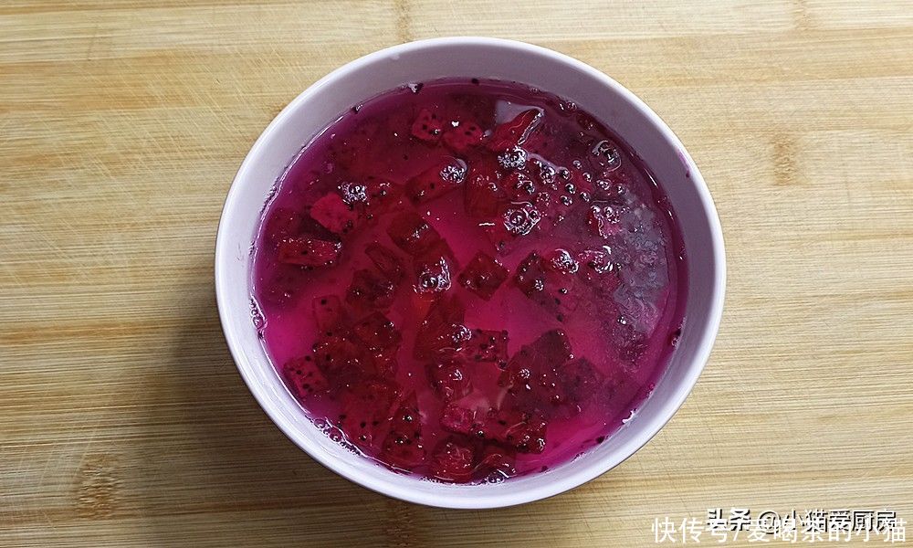 火龙果|教你在家做水果果冻,Q弹爽滑好吃,而且做法非常简单,孩子喜欢