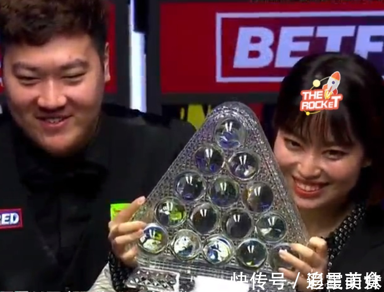 00后|登热搜!中国体坛又一位00后人生赢家220万到手+女友帮他翻译