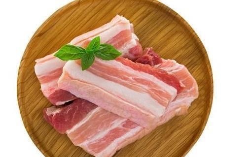 买五花肉，记得分清上五花和下五花，口感差别大，买错了不好吃