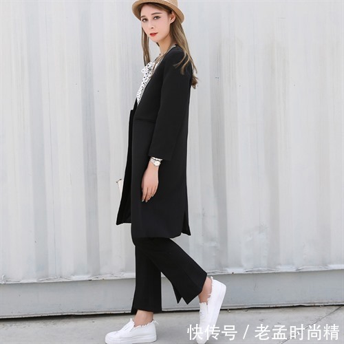 菇凉|修身的款式穿起来身材就显得比较苗条