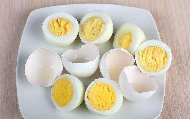 鸡蛋|医生早上从不吃的5种鸡蛋,你却还在贪吃,小心身体发出“警报”