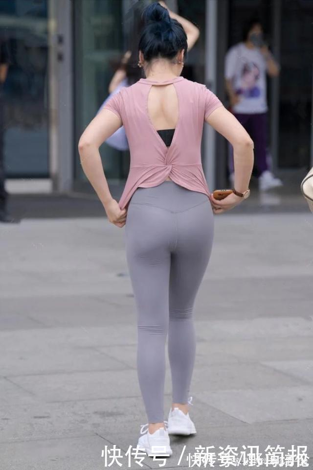 打底裤 “胯大肩宽”别抱怨,稍加改一下搭配,“凹凸感”就离你不远了!