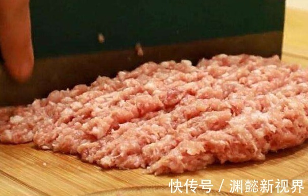 做韭菜饺子时,有3个料不能放,总有人错放,难怪饺子吃起来不香