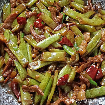 好吃|这么好吃的四季豆炒肉丝做法，现在知道还不晚