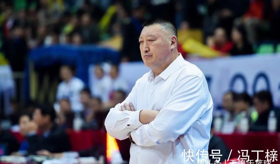 闫鹏飞|山西7人上双胜北京!杨学增被热议,他让山西成为CBA勇士队?
