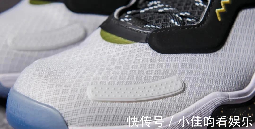 bounce|adidas 米切尔3代开箱:上市即骨折 中底升级成唯一亮点