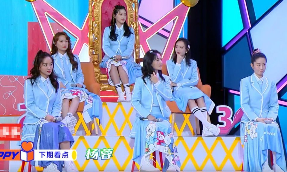 快本下期请来“女团”成员，当场现跳《yesok》，连导师也来啦