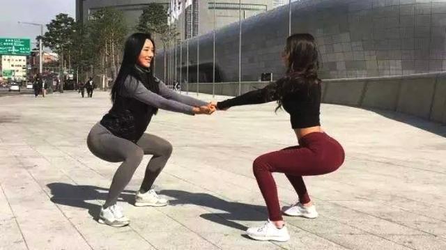 髋臼|每天100深蹲，真的可以有提臀效果吗？