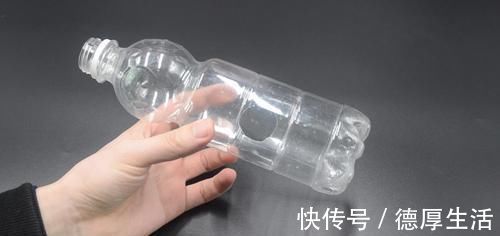 塑料瓶上穿一根绳子真厉害,这个用途懂的人还不多,早知道早受益
