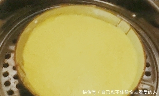 下班晚来不及烧菜，用简单食材做出美味，当菜也能当小吃，好香！