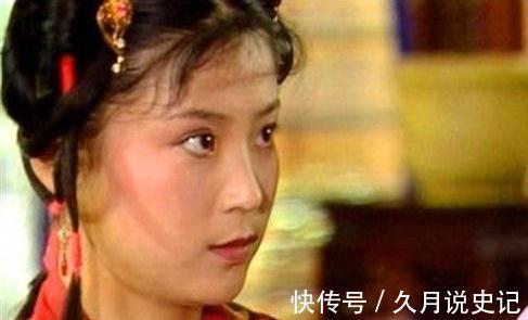 王夫人&贾政看中了两个女孩给宝玉、贾环做小老婆,她们分别是谁?