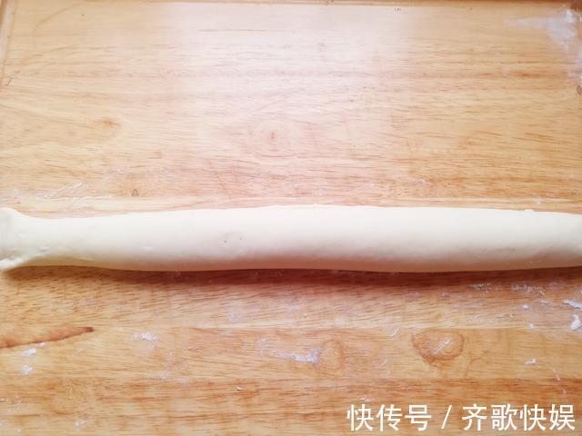 奶奶做的酱香饼，好吃有诀窍，掌握好4点，酥软多层，凉了也好吃