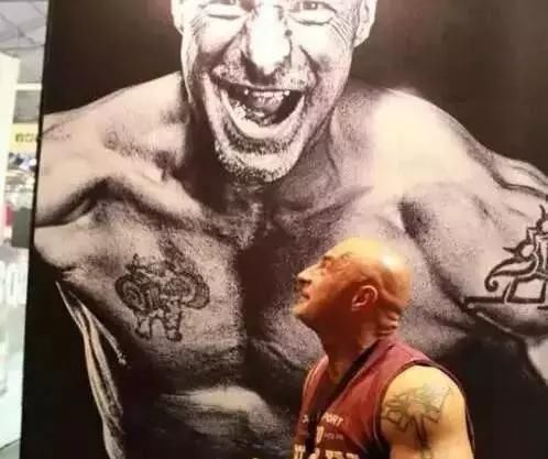 健身|虽然他健身3年体重一斤没涨，我却被深深感动了！