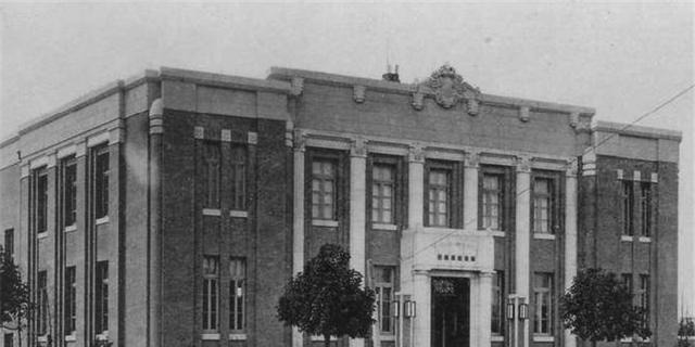  文物|东北农民将破画放灶台挡油污，17年后，被考古队160元买走