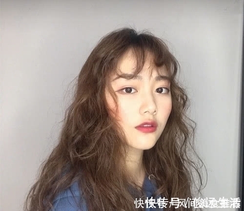 脸小|不管你是长发还是短发,这3种“全头烫”了解一下,时尚显脸小