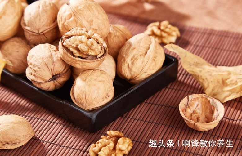 核桃|吃完核桃短时间内,不要碰此物,有很多人不清楚,早知早好