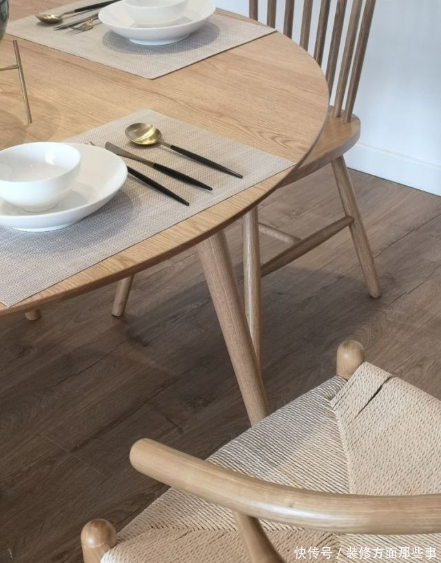 装饰画|120㎡北欧风三居室，客厅电视墙连接吧台，时尚又创意十足！