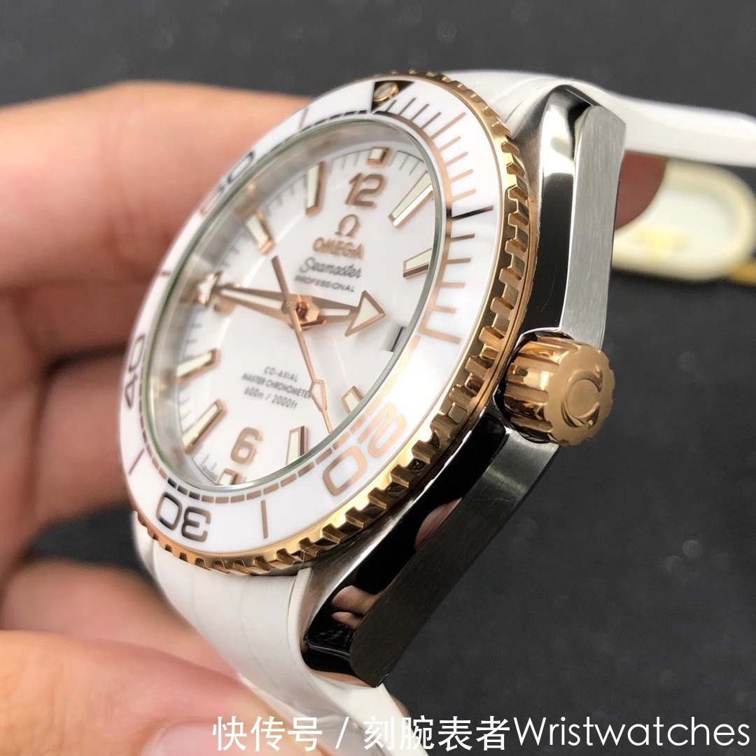 VS厂欧米茄海洋宇宙600米间玫瑰金「女士潜水表」深度评测!