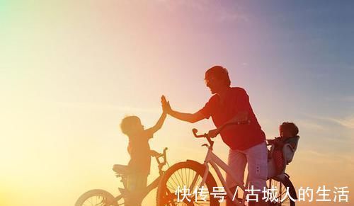 家长|一碗鸡蛋面,却能测试出家庭的三个等级,许多家长正亲手毁了孩子