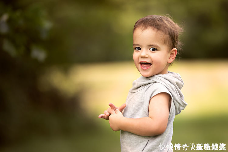 小儿包茎|5岁男孩走路屁股左右扭,去医院一查,原来有这个小儿“包袱”病