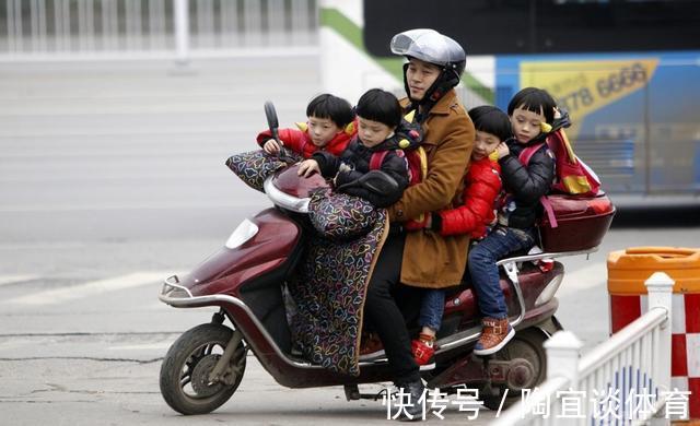 多胞胎|90后孕妈怀上4胞胎,顺利分娩后,宝宝性别令医生惊讶,全家欢喜