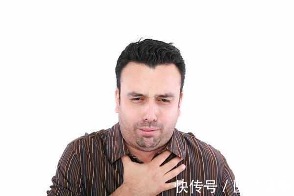 压迫|颈椎病持续发展,容易诱发6大并发症,需重视起来,别忽视