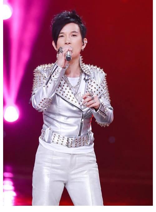 潘美辰為新人造夢 獨資百萬自制歌唱大舞臺