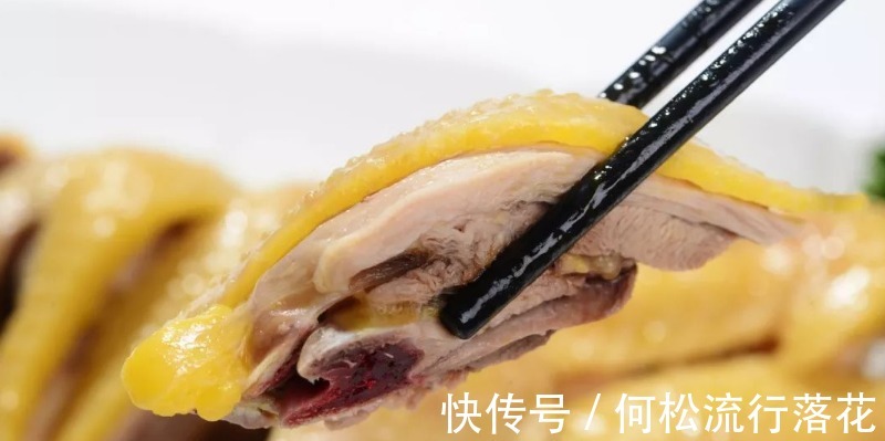 白切鸡|三伏天里，炖鸡炸鸡靠边站，做一道白切鸡，清淡鲜美，适合伏天！