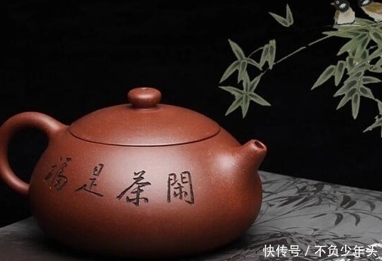 马甲线女王袁姗姗居然喜欢收藏紫砂壶,真是太让人意外了!