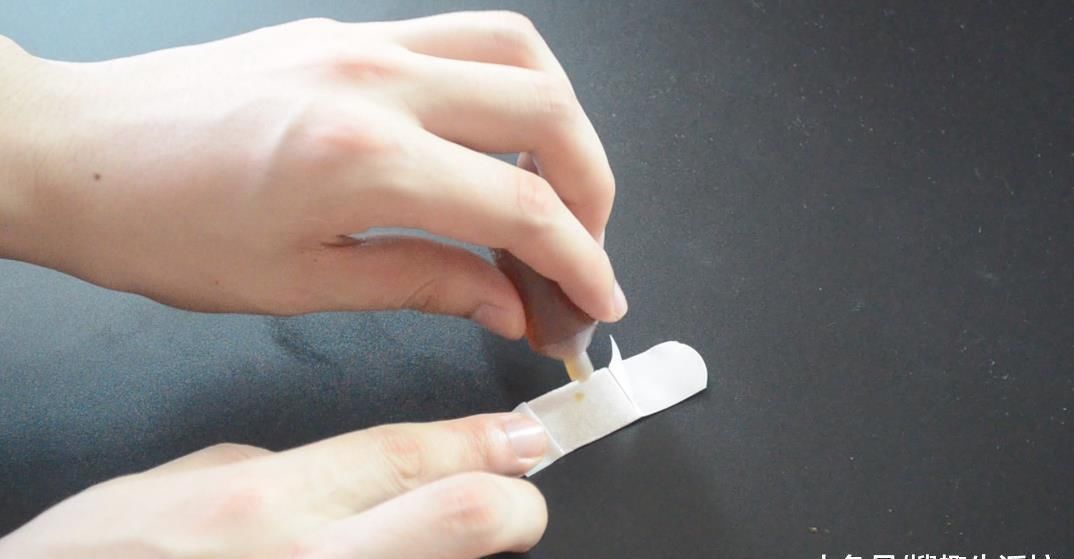 创可贴|藿香正气水滴在创可贴上, 这个作用太神奇了, 解决了很多人的烦恼