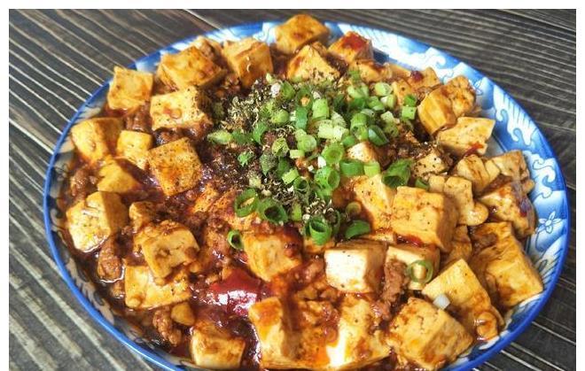 下饭|豆腐这样做真好吃，香辣下饭，爽口入味，赛过麻婆豆腐