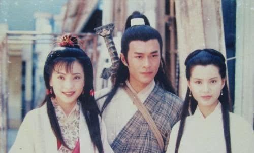 金庸|如果杨过没有找到小龙女,他会娶郭襄吗金庸早已暗示了答案