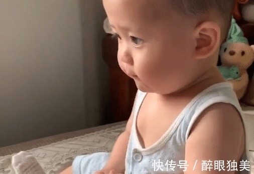 怀疑人生|“贪心奶爸”逗娃火了,娃已怀疑人生太难了,我实在是太难了!