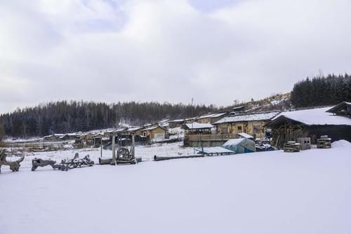 白山抚松藏着个“木屋村落”，落泪的风景连绵，去这里返璞归真吧