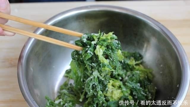 春天,多吃1道碱性蔬菜,一菜两吃不浪费,清淡又美味