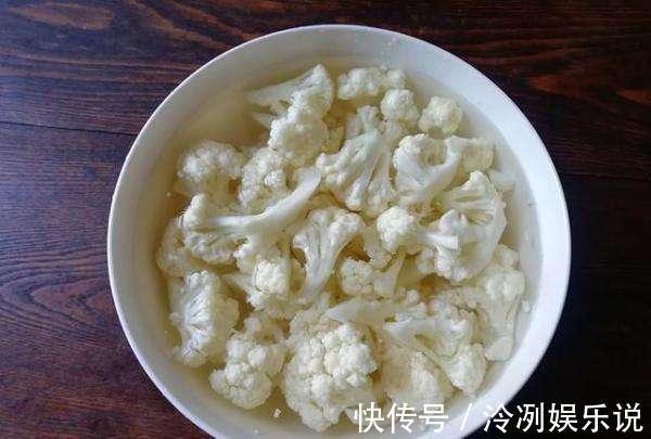 西兰花|天天吃菜花,原来一直都吃错了,炒菜花之前,到底要不要先焯水